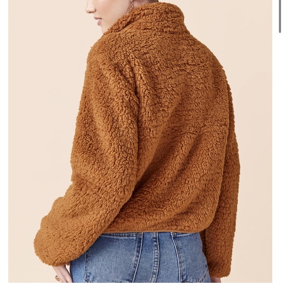 Francesca’s Studio 19 XS Kelly Sherpa Pullover Sweater Camel NWT - Picture 2 of 9